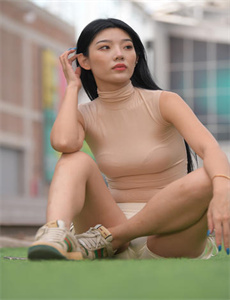 亚洲AV狠狠爱一区二区三区