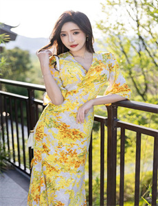 肚兜揉弄娇乳h